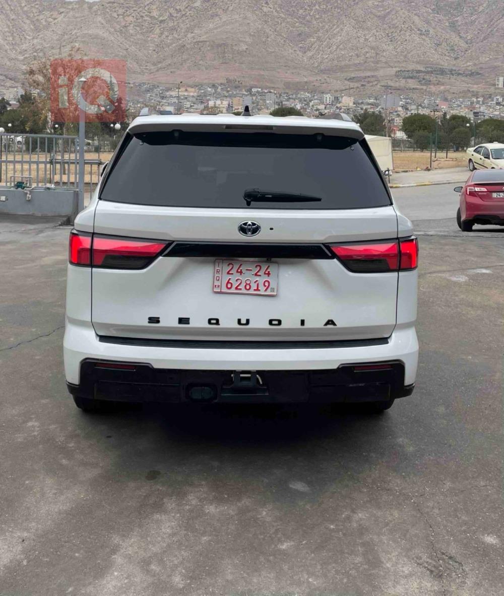 تۆیۆتا سیکۆیا